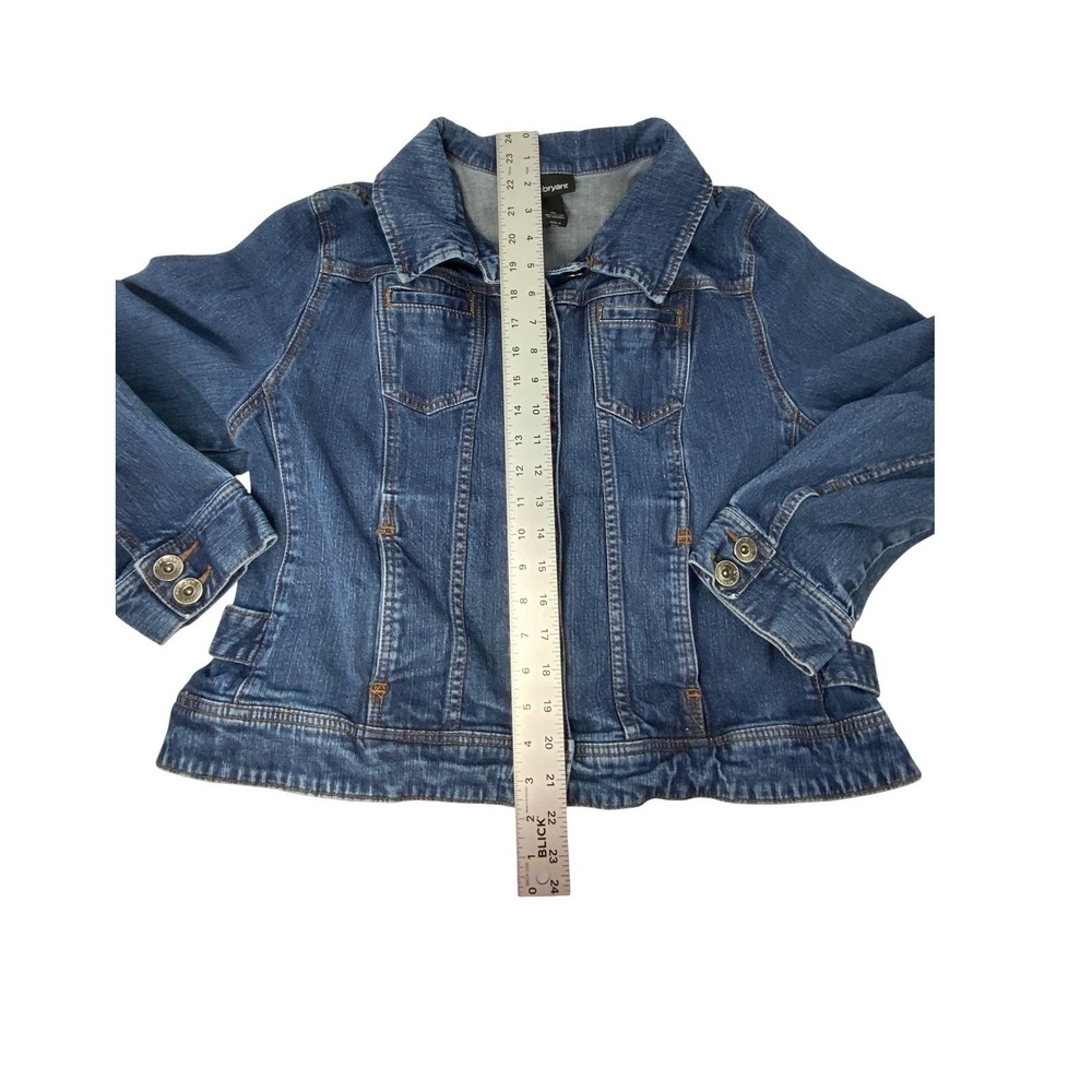 Lane Bryant Women Blue Denim Trucker Jacket Size 20 Stretch Medium Wash Classic - Picture 2 of 8